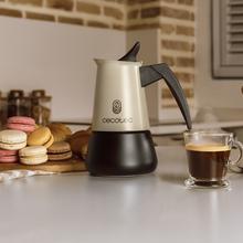 Piccolina 400 Green Cafetière italienne conçue en acier inoxydable de haute qualité, idéale pour remplir 4 tasses de café.