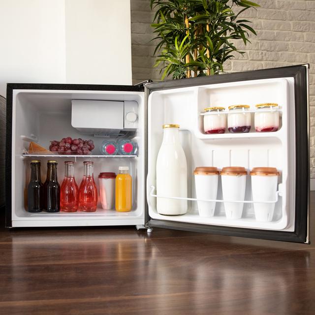 GrandCooler 20000 SilentCompress Inox E Mini Frigorífico acero inoxidable, compartimento congelador interior, capacidad de 46 Litros, 47 de ancho y 48.5 cm de alto, puerta reversible, funcionamiento cíclico, clase energética E