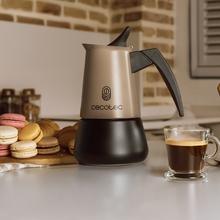 Piccolina 600 Gold Moka fabbricata in acciaio inossidabile di alta qualità ideale per 6 tazze di caffè.