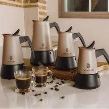 Piccolina 900 Gold Italienische Kaffeemaschine aus hochwertigem Edelstahl, ideal für 10 Tassen Kaffee.