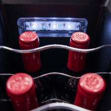 Bolero GrandSommelier 1250 CoolCrystal Compressor Vinoteca de libre instalación, capacidad para 12 botellas, ajuste temperatura 8-18ºC, 25 cm de ancho y 79,5 cm de alto, display táctil e iluminación LED interna.