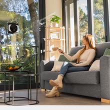 Conga Windroid 1290 DoubleSpray Connected T Intelligenter Fensterreinigungsroboter mit quadratischen Design um jede Ecke zu erreichen, doppeltem Wasserstrahl, Fernbedienung und APP.