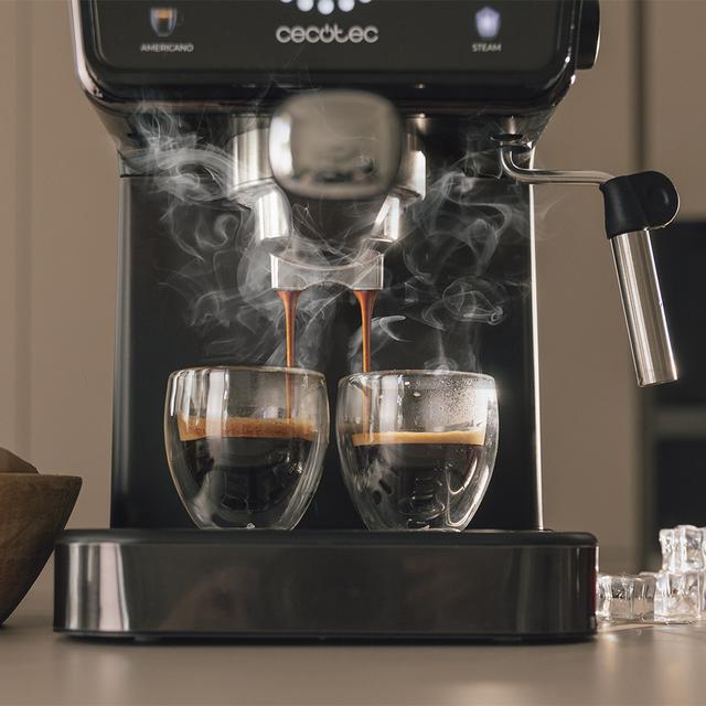 Power Espresso Touch ColdBrew Macchina per espresso e cappuccino, caffè freddo, con 20 bar e montalatte regolabile.