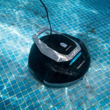 Conga Pooldroid 1000 FloorMaster Robot de piscine sans fil. Convient pour des surfaces jusqu'à 80 m2 et 10º d'inclinaison. Bouée pour garder votre robot à portée de main à tout moment. Filtre de haute efficacité.  Accessoires inclus