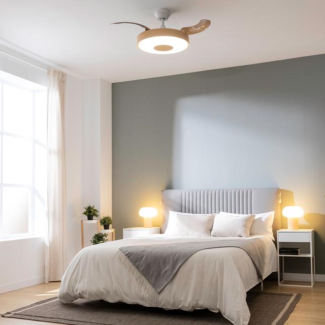 EnergySilence Aero 4200 Invisible LightWood Ventilatore da soffitto con pale retrattili e motore DC da 35W e 42" con illuminazione a LED, timer, telecomando e modalità inverno-estate.