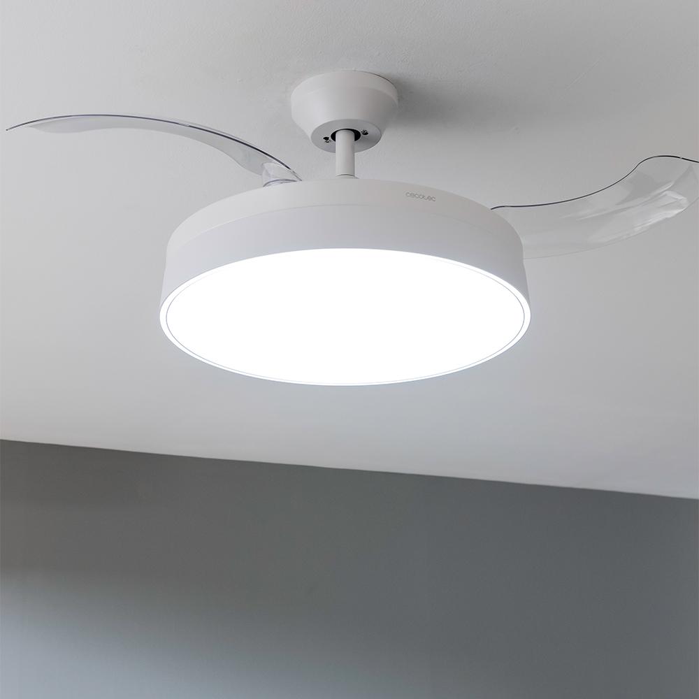 Detalle del ventilador Cecotec Aero 4200 Blanco con aspas transparentes