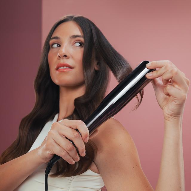 Lisse iSteamy Dampf- und Infrarot-Haarglätter, Perfektes Glätten ohne Schäden, Tiefenhydration und glänzendes Finish, Lockt und glättet, Regulierbare Temperatur, Premium-Design + Deluxe-Etui