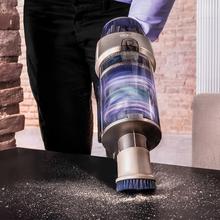 Aspirador vertical Conga Rockstar 12500 Stellar AquaPet Flex. Máxima potencia de succión de 310 AW y ultrapotencia de 700 W. 100 minutos de autonomía. Cepillo HairLess antienredos. Tubo flexible y kit de accesorios completo.