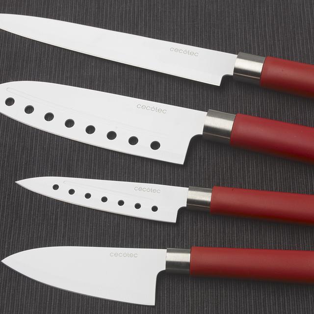 Set de 4 couteaux professionnels style asiatique Sanyoku. Utilisation domestique, revêtement en céramique et design avec manche rouge