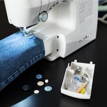 BelleCouture 21500 Nähmaschine mit 215 Stichen für Fortgeschrittene und Zubehörset.