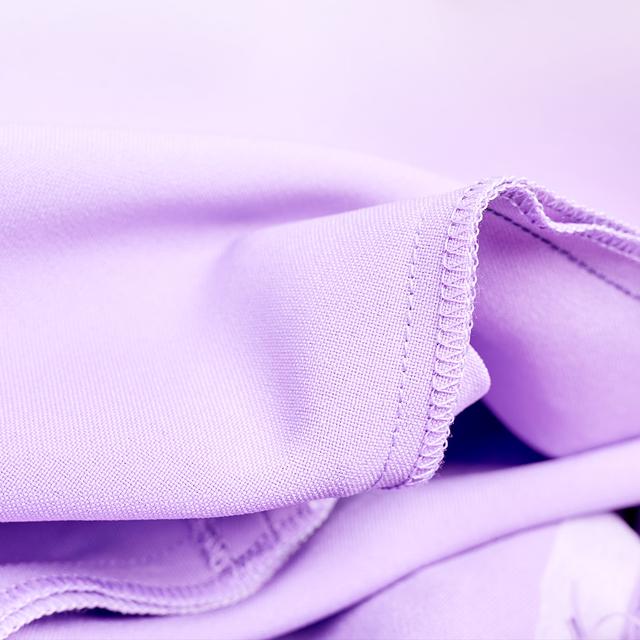 BelleCouture OverLock Overlocker mit 1100 Umdrehungen pro Minute, einstellbarem Nähfußdruck und Zubehörsatz.