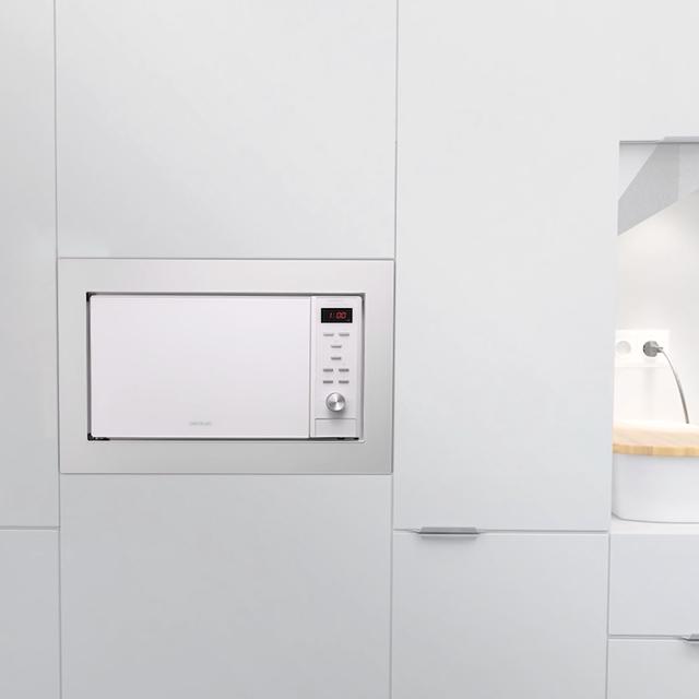 Micro-ondes numérique encastrable GrandHeat 2350 Built-In White. 900 W, encastrable, 23 litres, gril, 9 fonctions préconfigurées, QuickStar, minuterie