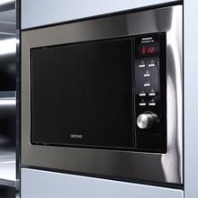 Micro-ondes encastrable numérique GrandHeat 2350 Built-In SteelBlack. 900 W, encastrable, 23 litres, gril, 9 fonctions préconfigurées, QuickStart, minuterie