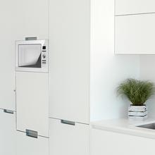 Micro-ondes encastrable numérique GrandHeat 2590 Built-In White. Puissance 900 W, encastrable, 25 litres, Grill 1000 W, 8 fonctions préréglées, Minuterie