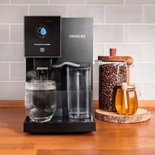 Cremmaet Compactccino Connected Máquina de café superautomática compacta com 19 bares, ecrã TFT e Wi-Fi, depósito de leite e Thermoblock.