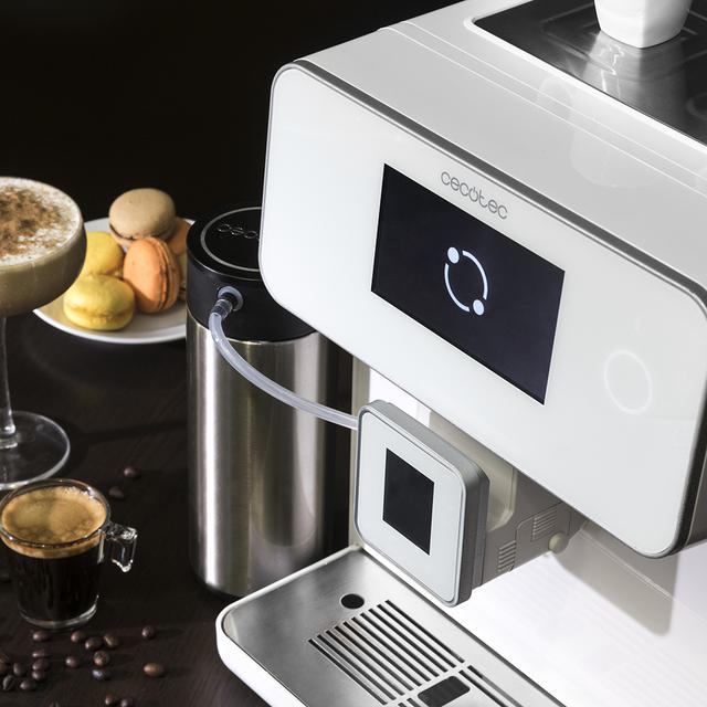 Power Matic-ccino 8000 Touch Serie Bianca. Cafetera Superautomática con Depósito de leche, Pantalla Táctil, Prepara Cappuccino, Café Personalizable, Tecnología ForceAroma de 19 bares de presión