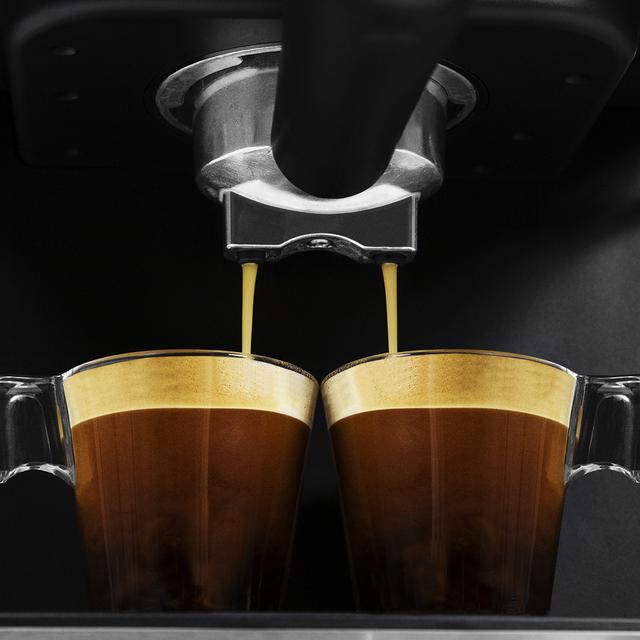 Power Espresso 20 Matic. Cafetera express de 850 W, 20 Bares, 1,5L, Brazo Doble Salida, Vaporizador, Superficie Calientatazas, Mandos Digitales, Acabados en Acero Inoxidable, Negro/Plata