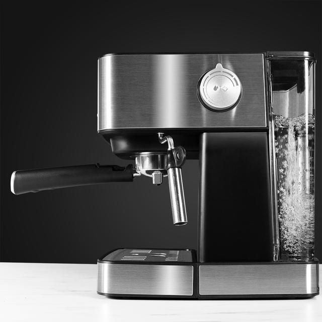 Power Espresso 20 Matic. Máquina de café express de 850 W, Pressão 20 bar, 1,5L, Braço de saída dupla, Vaporizador, Bandeja aquece-chávenas, Controlos digitais, Acabamento em aço inoxidável, Preto/Prata