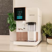 Cremmaet Compactccino White Rose Kompakter Kaffeevollautomat mit 19 Bar, Milchtank und Thermoblock-System.