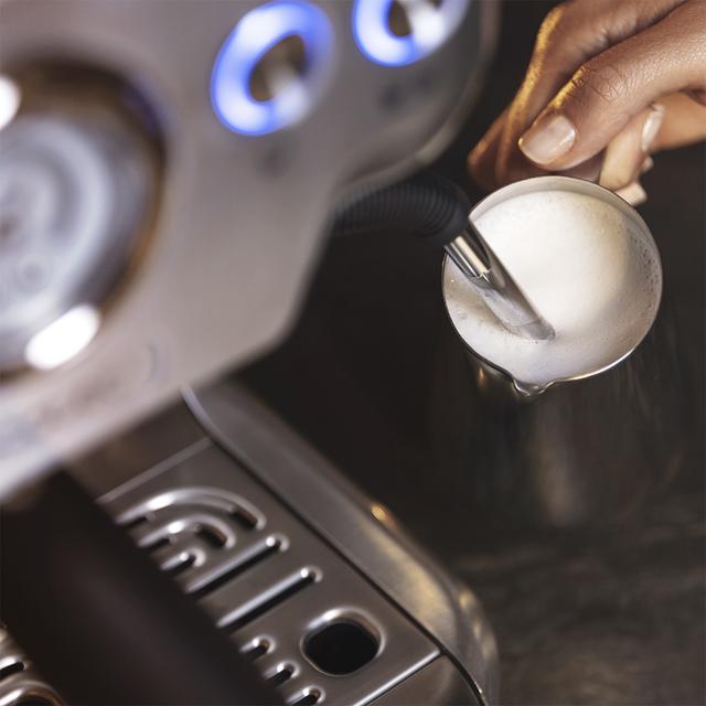 Power Instant-ccino - Macchina da caffè Semiautomatica, touch serie bianca, pressione: 20 bar, capacità 1,4 L, 6 funzioni, riscaldamento mediante Thermoblock, controllo touch, serbatoio latte, 1350 W