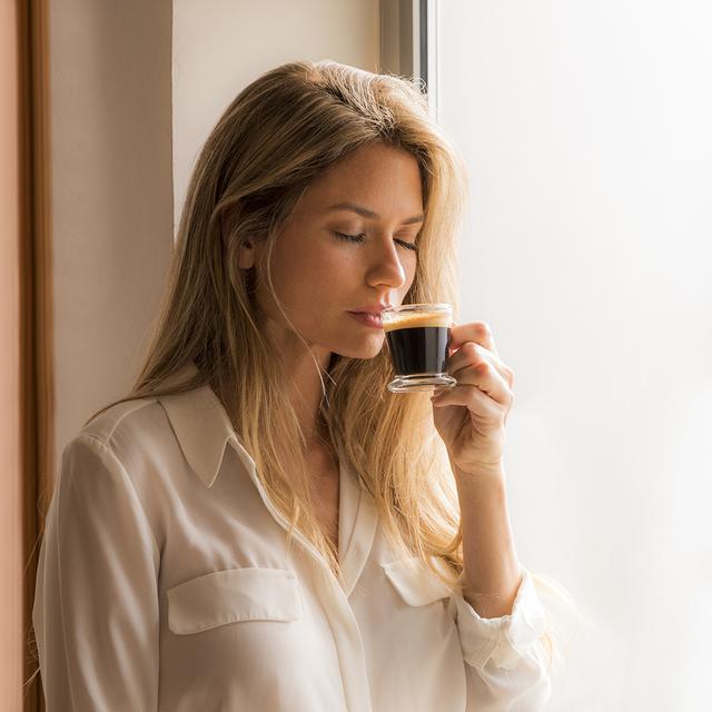 Café espresso preparado con CECOTEC Power Espresso 20 Tradizionale