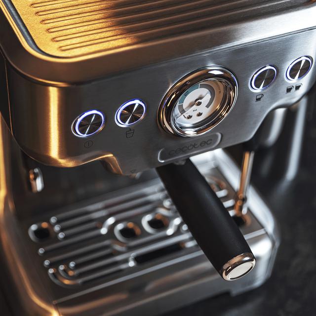 Power Espresso 20 Barista Pro. Cafetera Express de 2900 W, Thermoblock para Café y Espumar Leche, 20 Bares, Manómetro PressurePro, Modo Auto, Filtro para 1 y 2 Cafés