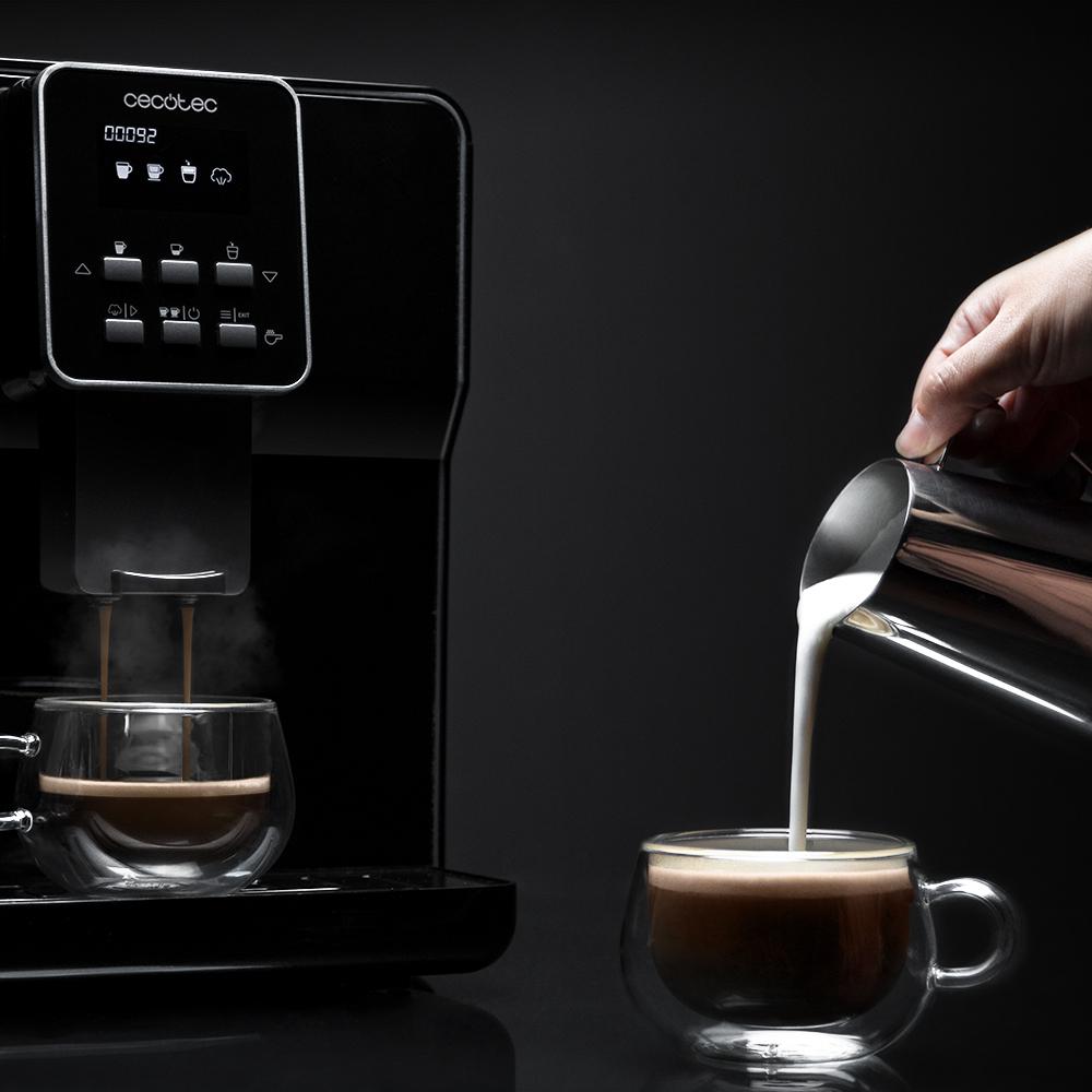 Machine à café méga-automatique Power Matic-ccino 6000 Série Nera. 19 bars, 1-2 cafés, système de chauffage rapide, écran LCD, réservoir à café de 250 gr, moulin intégré et 1350 W