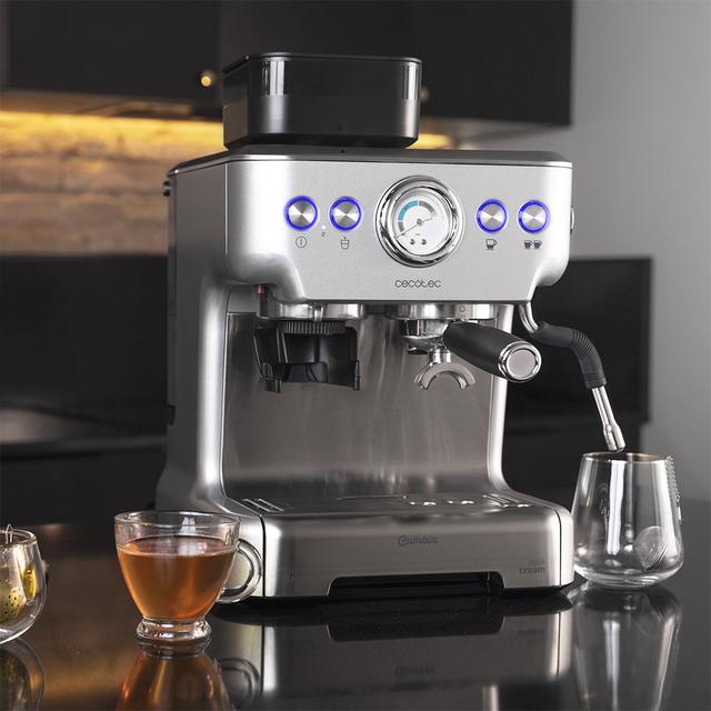 Cumbia Power Espresso 20 Barista Aromax. Cafetera de Potencia 2900 W, 2 Sistemas de Calentamiento, Bomba de presión de 20 Bares,manómetro, portafiltros con Doble Salida y 2 filtros