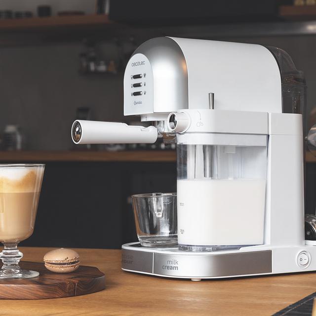 Máquina de café semi-automática Power Instant-ccino 20 Chic Serie Bianca, para café moído e cápsulas, 20 Bars, Depósito de leite 0.7ml, Depósito de água 1.7L, 1470W