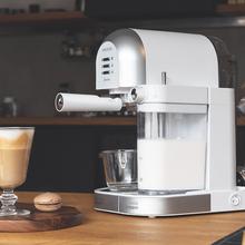 Machine à café semi-automatique Power Instant-ccino 20 Chic Série Bianca pour café moulu et dosettes, avec 20 bars, réservoir de lait de 0,7 ml, réservoir d'eau d'1,7 L et 1470 W.