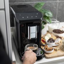 Cremmaet Macchia Black Kompakte, superautomatische Kaffeemaschine mit 19 bar und Thermoblock-System.