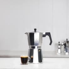 Caffettiera Cumbia Mokclassic 1200 Shiny. In alluminio pressofuso, adatta a tutti i tipi di cucine, per 12 tazze di caffè