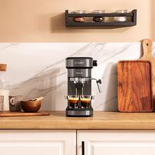 Macchina da caffè espresso Cafelizzia 890 Gray per espresso e cappuccino, dispone del sistema di rapido riscaldamento mediante Thermoblock, 20 bar, Modalità Auto per 1 e 2 caffè, vaporizzatore orientabile e canale d’acqua per infusi.
