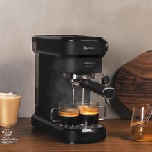 Machine à café expresso Cafelizzia 790 Black pour cafés expressos et cappuccinos. Système de préchauffage rapide, avec 20 bars, mode Auto pour 1 ou 2 café(s), buse vapeur orientable et réservoir d'1,2 litre