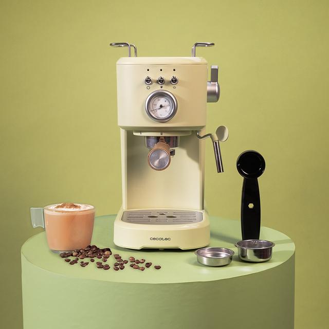 Power Espresso 20 Retro Green Máquina de café expresso com 20 bares e vaporizador.