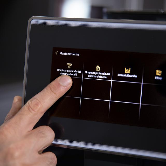 Cremmaet Touch OCS Cafetera superautomática táctil con 19 bares y sistema Thermoblock.