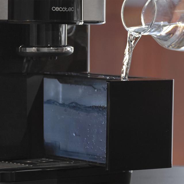 Cremmaet Spin Máquina de café superautomática compacta com 15 bares e Thermoblock.