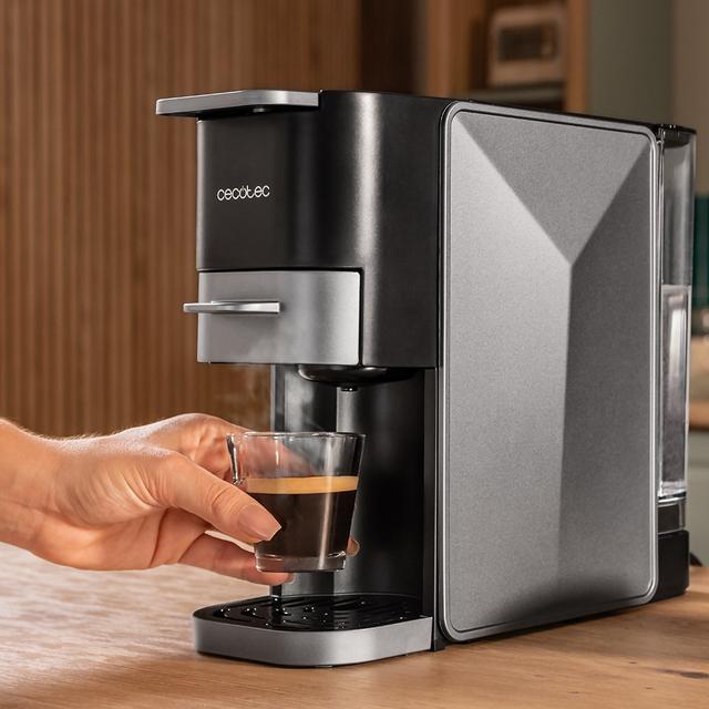 FreeStyle Compact Dark Sehr kompakte 5-in-1-Espressomaschine. Geeignet für gemahlenen Kaffee, Dolce Gusto, Nespresso, ESE-Pod und Senseo.