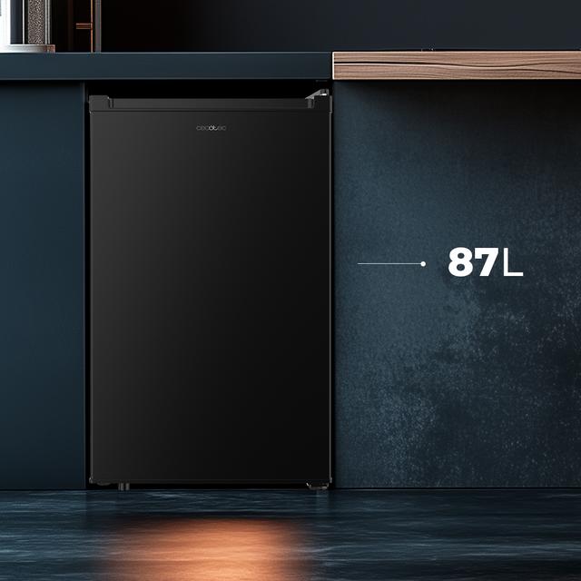 Bolero CoolMarket TF 87 Black Freezer vertical de mesa preto medindo 83,6 cm de altura e 50,6 cm de largura com grande capacidade de 87L e classe energética E.