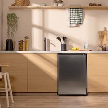 Bolero CoolMarket TF 97 Inox Congelador vertical sobremesa inox de 83,5 cm de alto y 55,1 cm de ancho con gran capacidad de 97L y clase energética E.