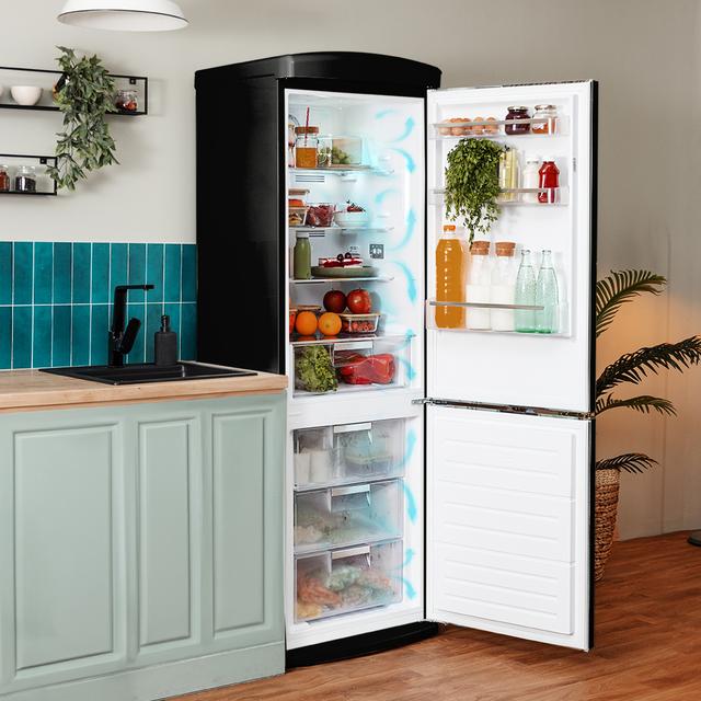 Bolero CoolMarket Combi Origin 294+ Black E Frigorífico retro combi negro, 190cm de alto y 60 de ancho, capacidad 294L, Total No Frost, clase energética E, Multi Cooling, Ultra Fresh, Convertible Box, Multi Air Flow, Fast Freezing, Modo Eco, Botellero y Alarma en puerta.