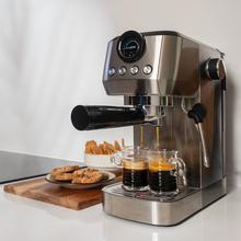 Power Espresso 20 Steel Pro Espressomaschine mit 20 Bar, Thermoblock und Dampfrohr.