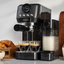 Power Espresso 20 Steel Pro Latte Halbautomatische Kaffeemaschine mit 20 bar, Manometer, Thermoblock und Milchtank.