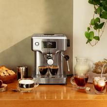 Power Espresso 20 Barista Compact Cafetera barista con 20 bares, pantalla digital y thermoblock.