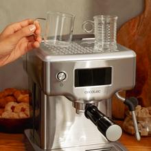 Power Espresso 20 Barista Compact Cafetera barista con 20 bares, pantalla digital y thermoblock.