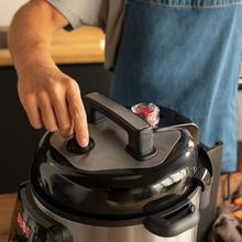 Olla programableOlla GM H Deluxe AirFryer de 6 litros de capacidad con cabezal freidora aire y báscula.