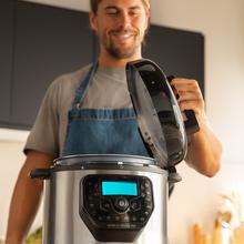 Panela programável Olla GM H Deluxe Fry com 6 litros de capacidade com cabeça de fritar de ar e balança.