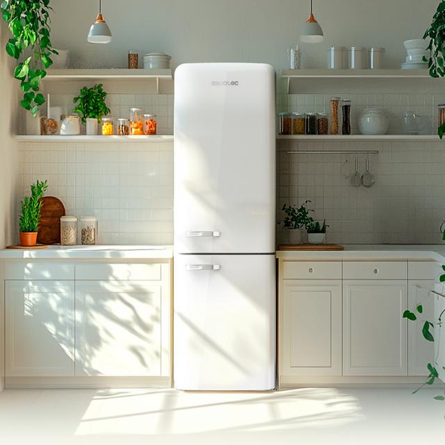 Bolero CoolMarket Combi Origin 231 NF White E Frigorífico combi retro blanco, 176,5cm alto y 54cm ancho, capacidad 231L, Total No Frost y clase E y con sistema Multi Air Flow. Además, cuenta con el modo Fast Cooling.