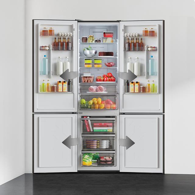 Bolero CoolMarket Combi 356 Dark E Frigorífico Combinado inox escuro, 200 cm de altura e 59,5 cm de largura, 356 L de capacidade, Total No Frost, Classe energética E. Além disso, dispõe de diferentes modos como Fast Cooling e Fast Freezing, bem como de sistemas como MultiAirFlow e modo Férias.