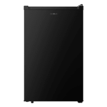 Bolero CoolMarket TT 114 L Black Mini frigorífico negro de 83,6 cm de alto y 50,6 cm de ancho con capacidad de 114L, clase energética E, Crisper Box, Luz LED interior, función defrost y control temperatura mecánico.